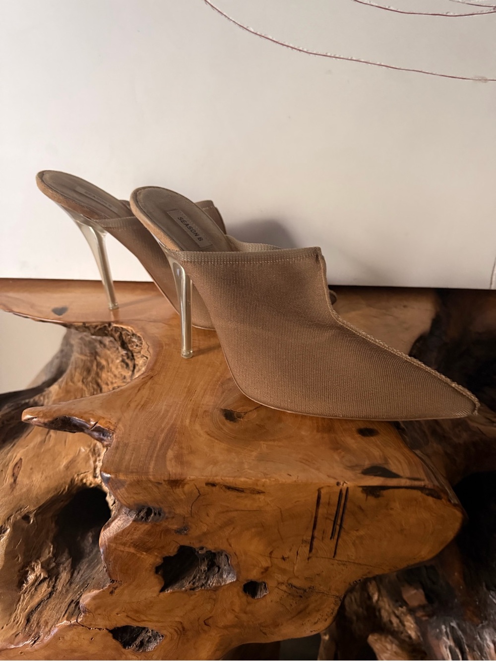 Yeezy Pointed Toe Tan mesh Mule w/lucite heel. Excellent Condition Sz 38